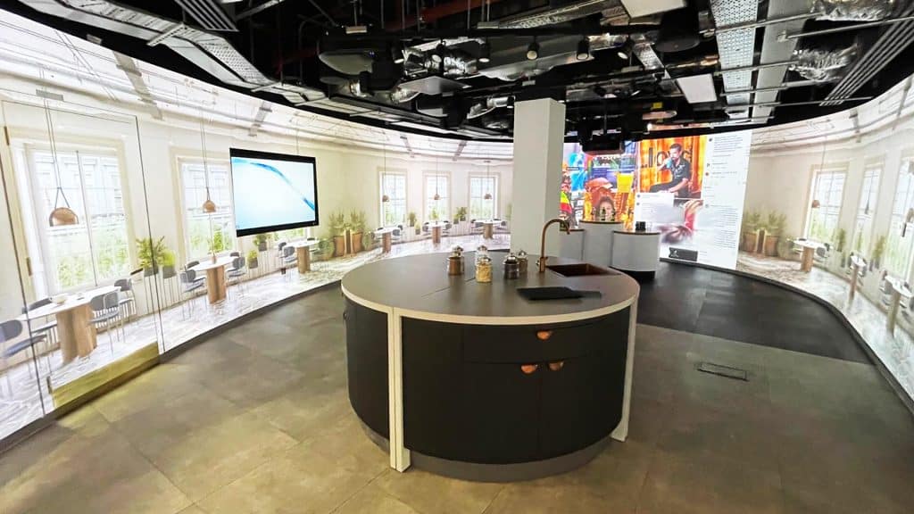 Business Collaboration Centres
